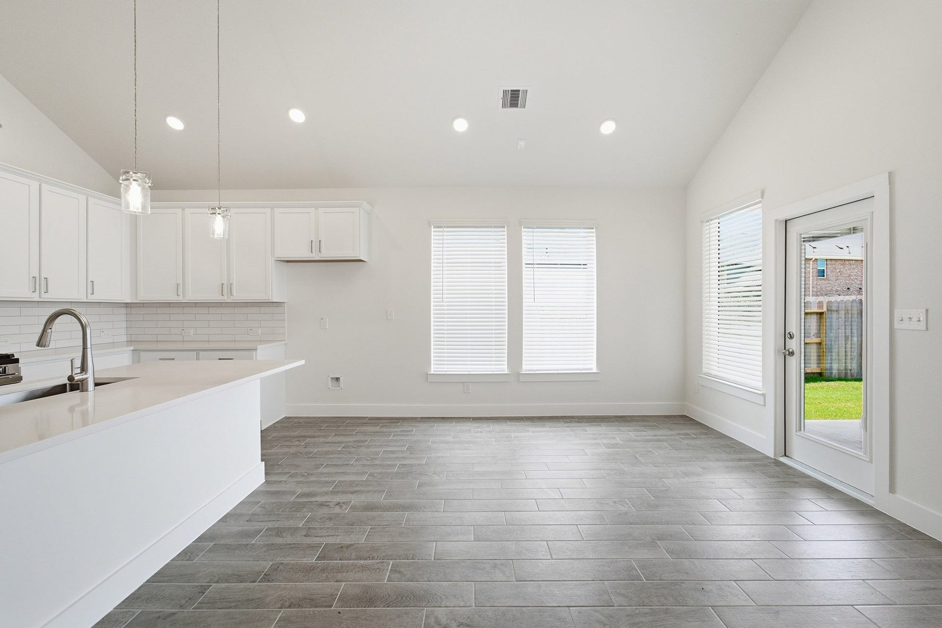 7902 Jasper Meadows Way, Angleton, TX 77515 7902 Jasper Meadows Way, Angleton, TX 77515