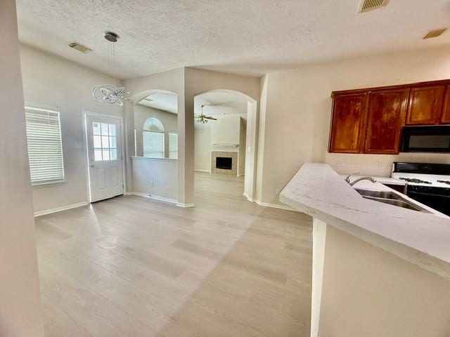 11126 Riverbank Ridge Lane, Pearland, TX 77089 11126 Riverbank Ridge Lane, Pearland, TX 77089