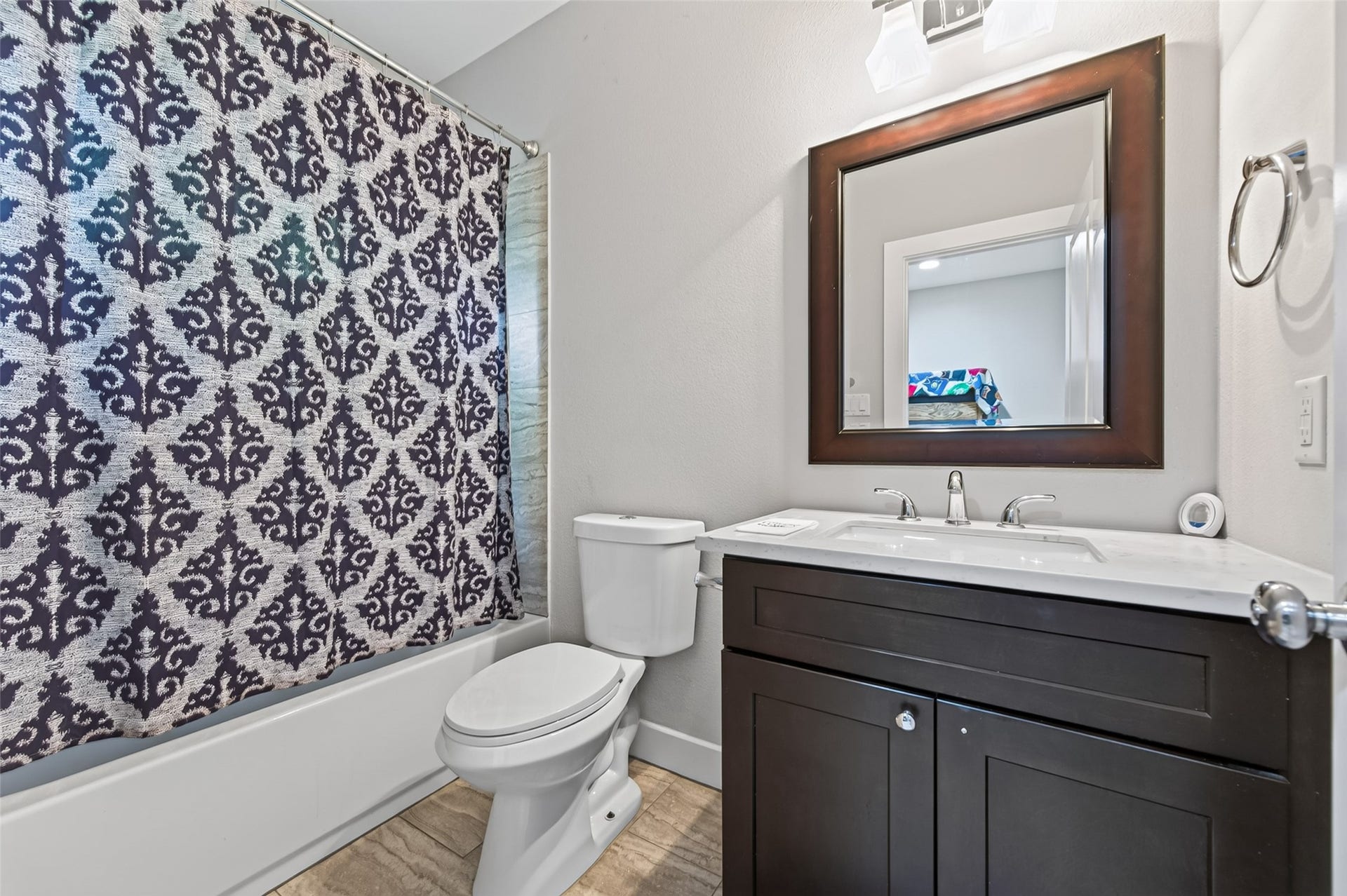 2805 Blodgett Street, #C, Houston, TX 77004 2805 Blodgett Street, #C, Houston, TX 77004