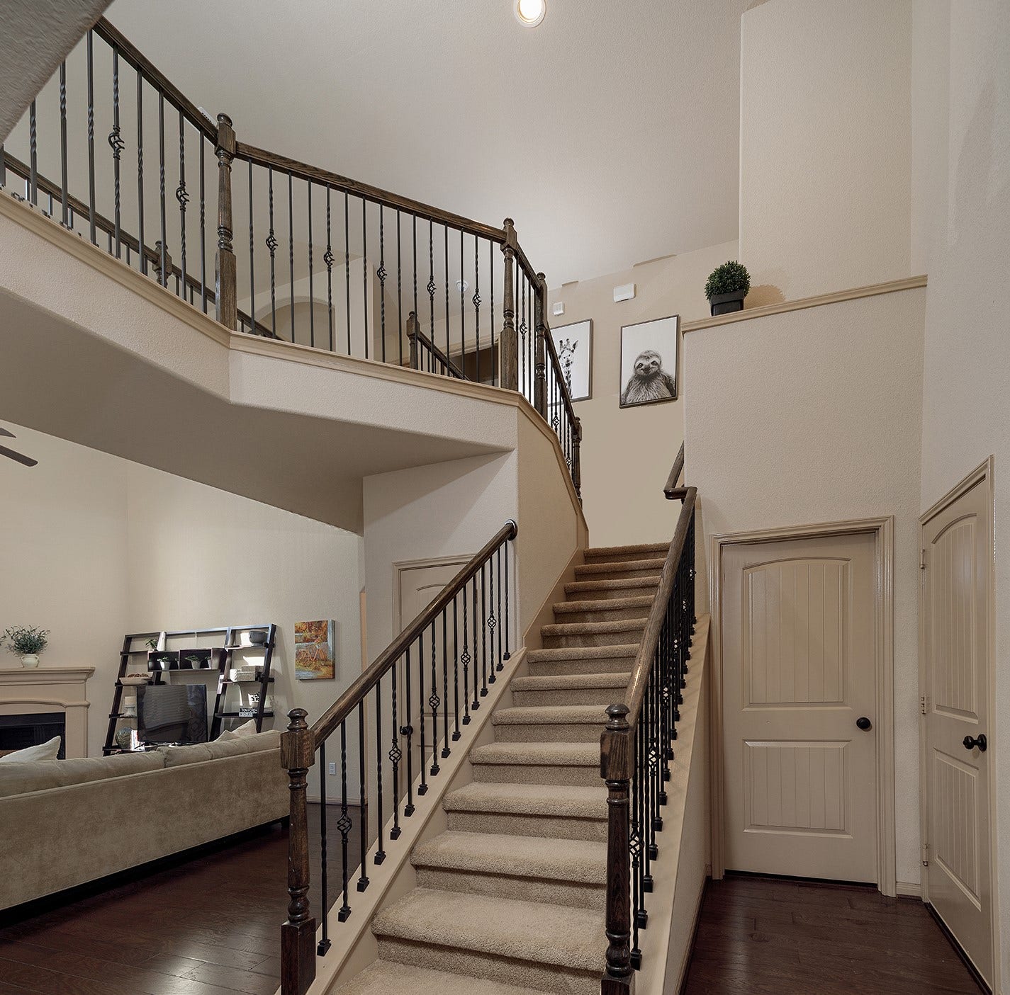 222 HAWKHURST, The Woodlands, TX 77354 222 HAWKHURST, The Woodlands, TX 77354