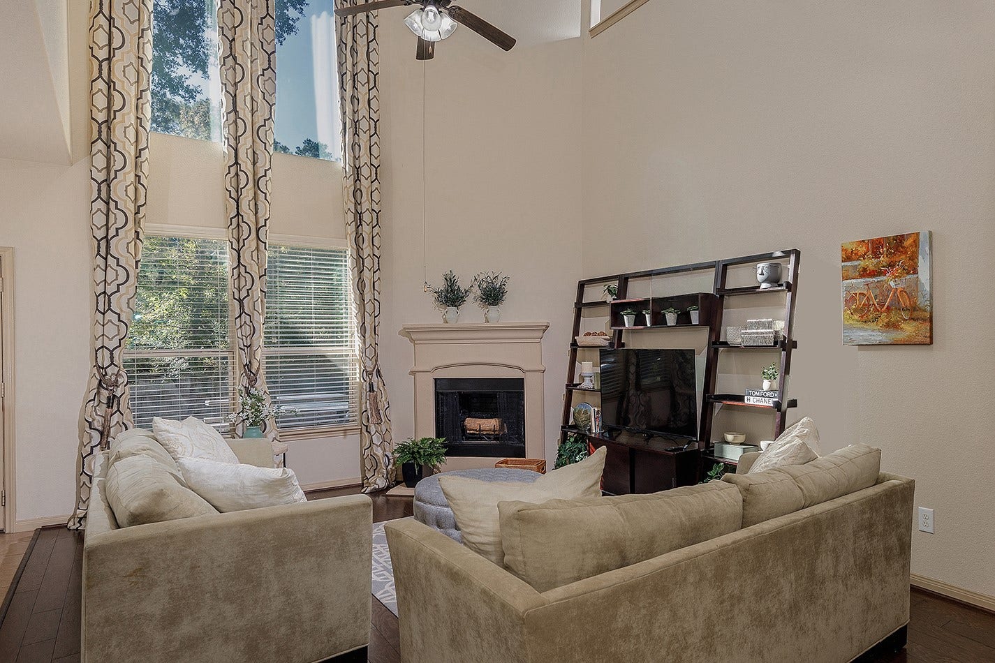 222 HAWKHURST, The Woodlands, TX 77354 222 HAWKHURST, The Woodlands, TX 77354