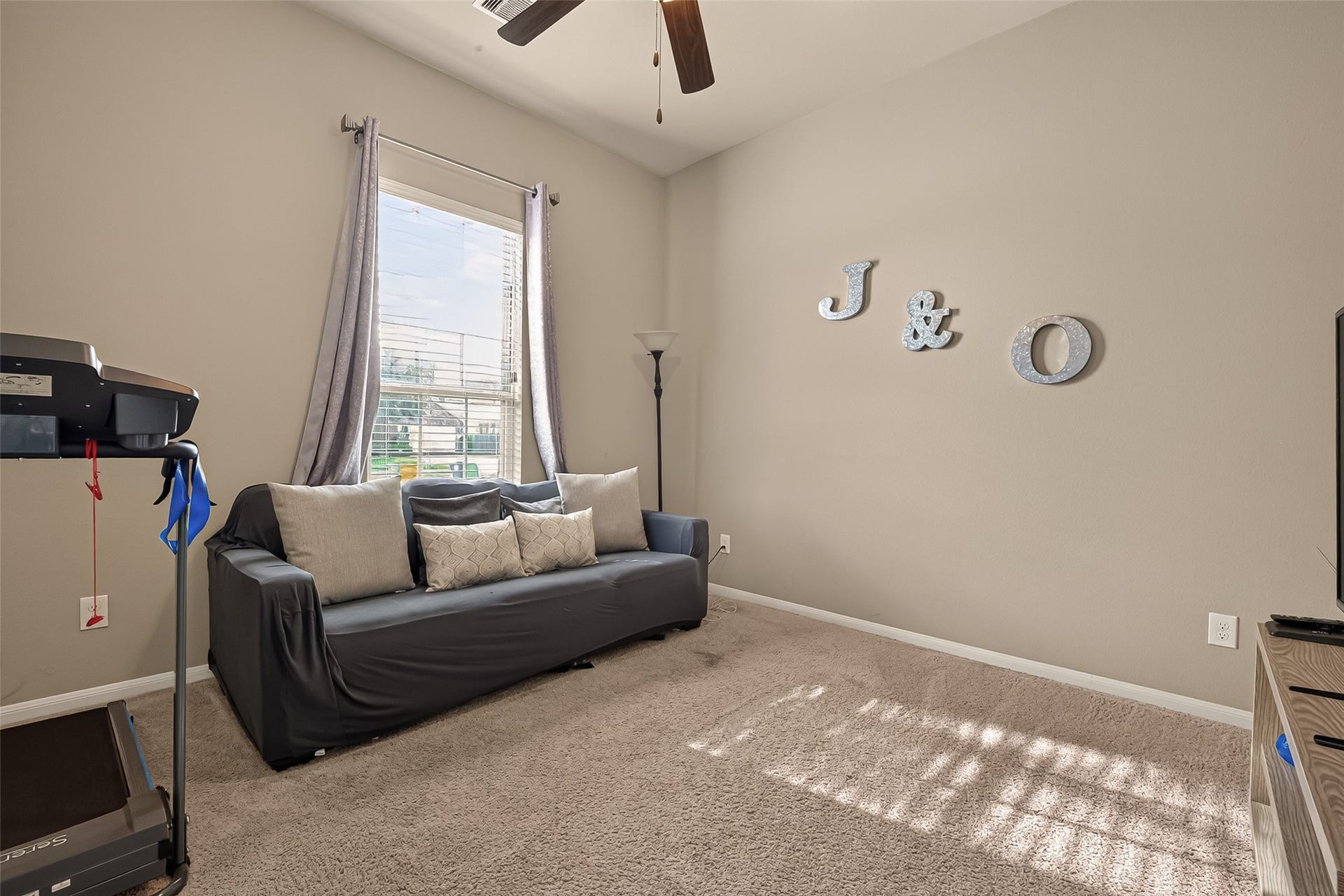 2115 Rolling Hills Drive, Pearland, TX 77581