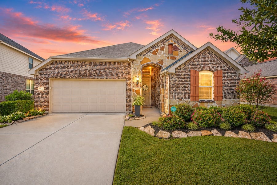 Property photo for 9622 Invergarry Way, Tomball, TX