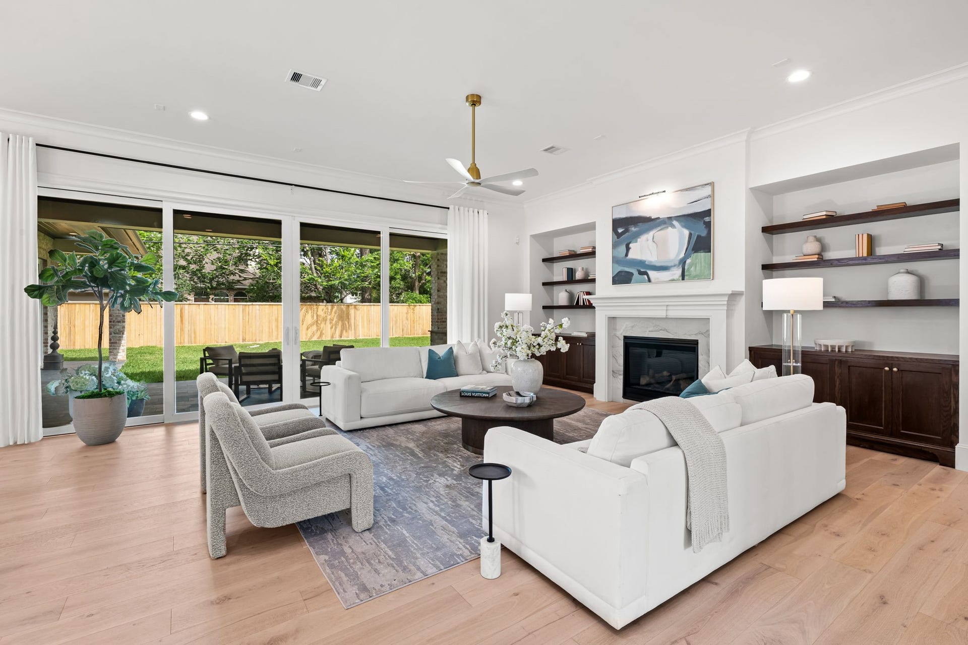 1610 Hillendahl Boulevard, Houston, TX 77055 Example of builders prior work