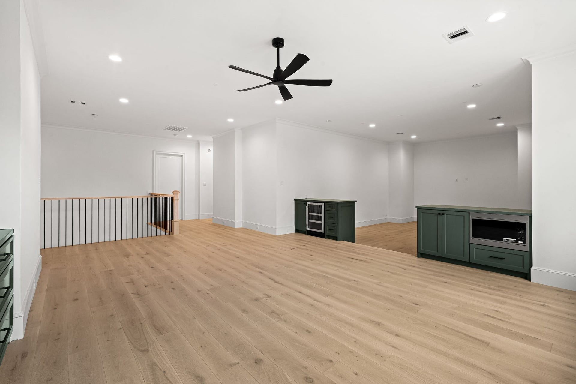 1610 Hillendahl Boulevard, Houston, TX 77055 Example of builders prior work
