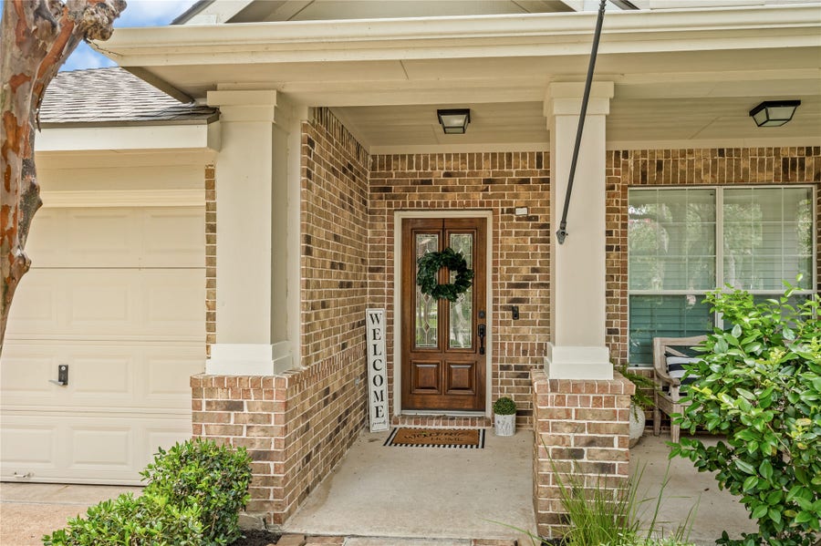 Property photo for 18223 W Williams Bend Drive, Cypress, TX