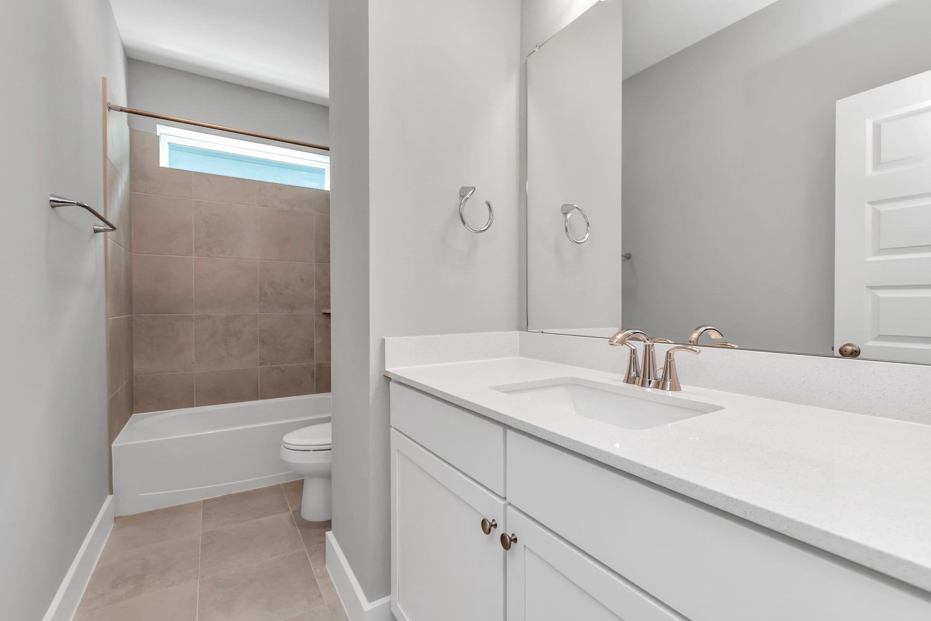 Elegant Quartz Countertops.