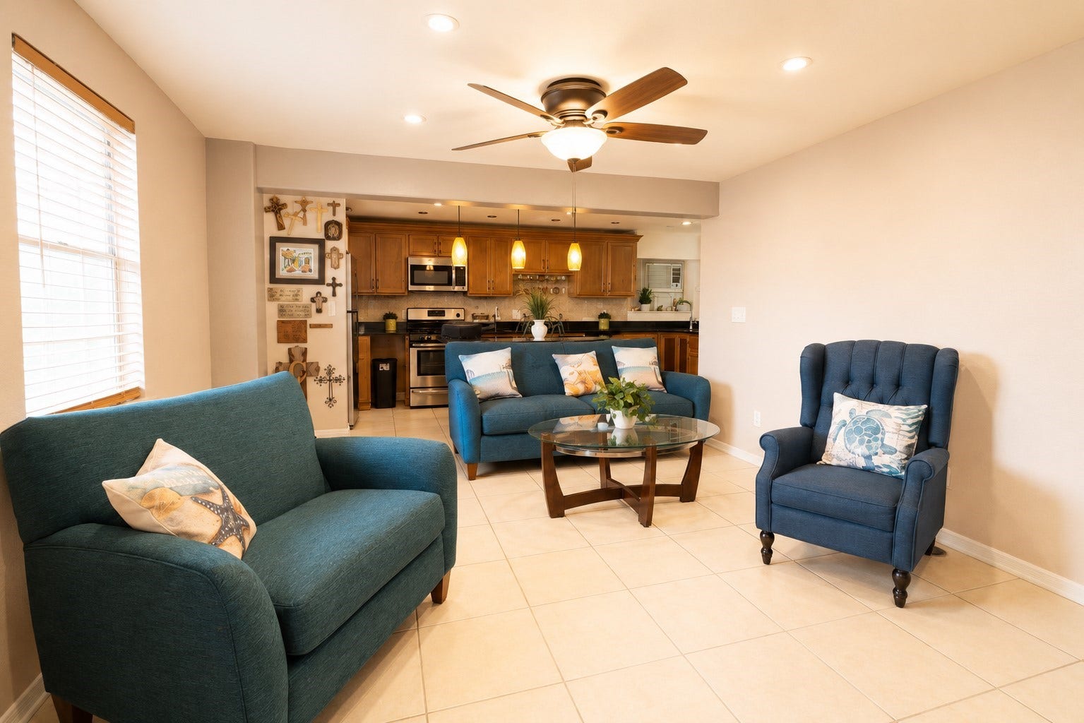 579 Warsaw Street, Bayou Vista, TX 77563 579 Warsaw Street, Bayou Vista, TX 77563