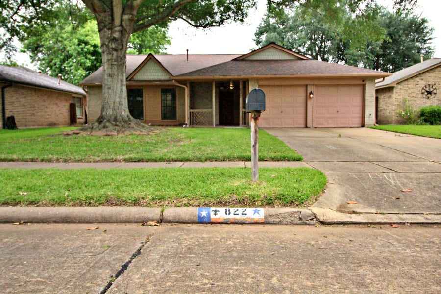 Property photo for 822 Mayweather Lane, Richmond, TX