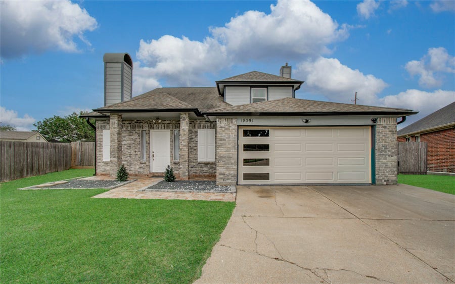 Property photo for 19351 Larissa Drive, Katy, TX
