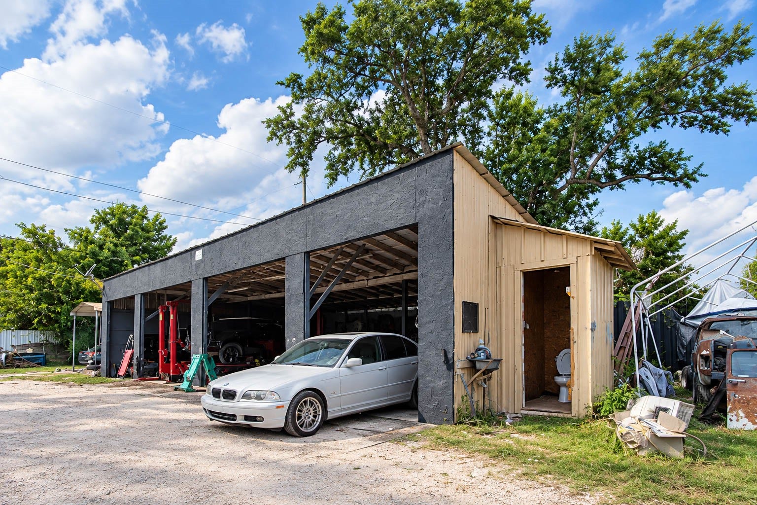 9205 Mesa Drive, Houston, TX 77028 9205 Mesa Drive, Houston, TX 77028