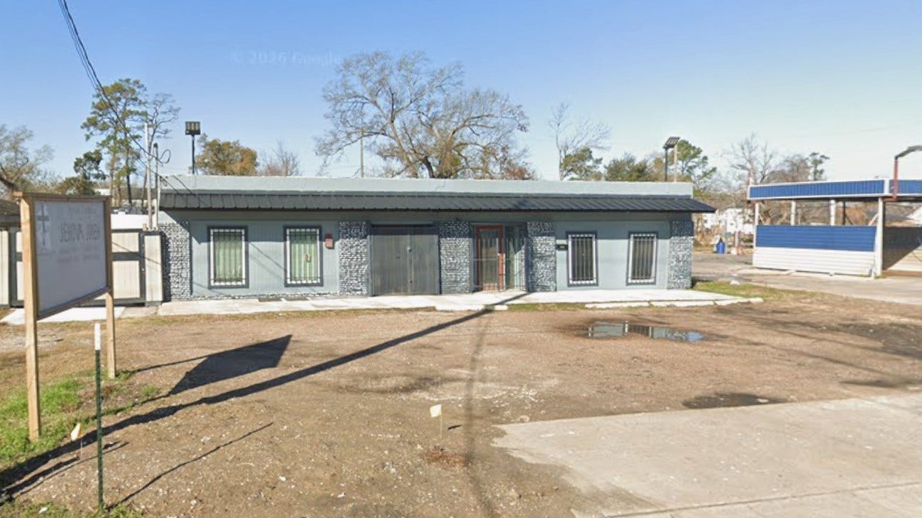 9205 Mesa Drive, Houston, TX 77028 9205 Mesa Drive, Houston, TX 77028