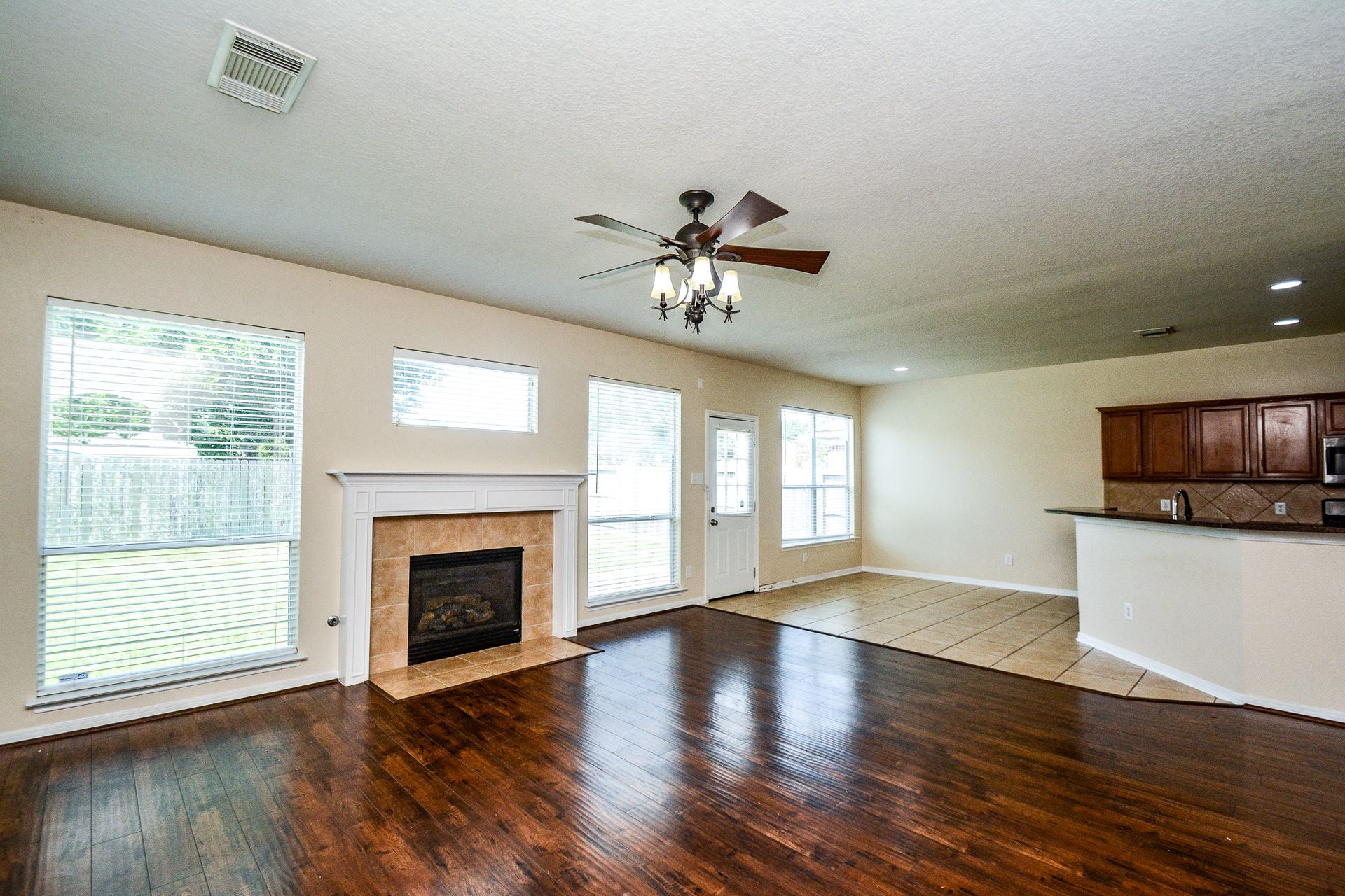 18507 Lodgepole Pine Street, Cypress, TX 77429 Another view of the family room, breakfast area and kitchen