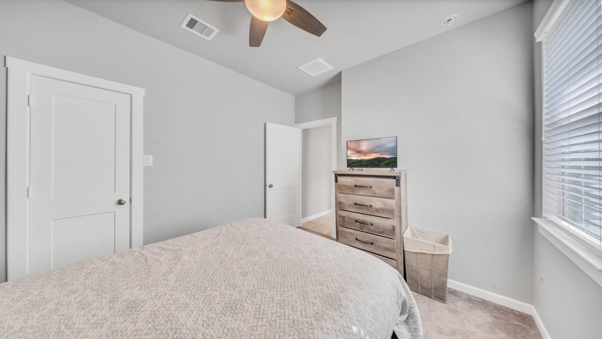 6123 Dovetail Cliff Court, Katy, TX 77493 6123 Dovetail Cliff Court, Katy, TX 77493