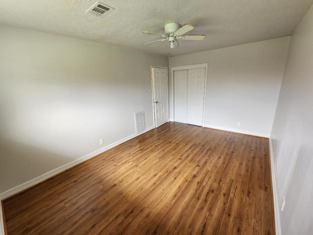 4203 Brookston Street, Houston, TX 77045 4203 Brookston Street, Houston, TX 77045
