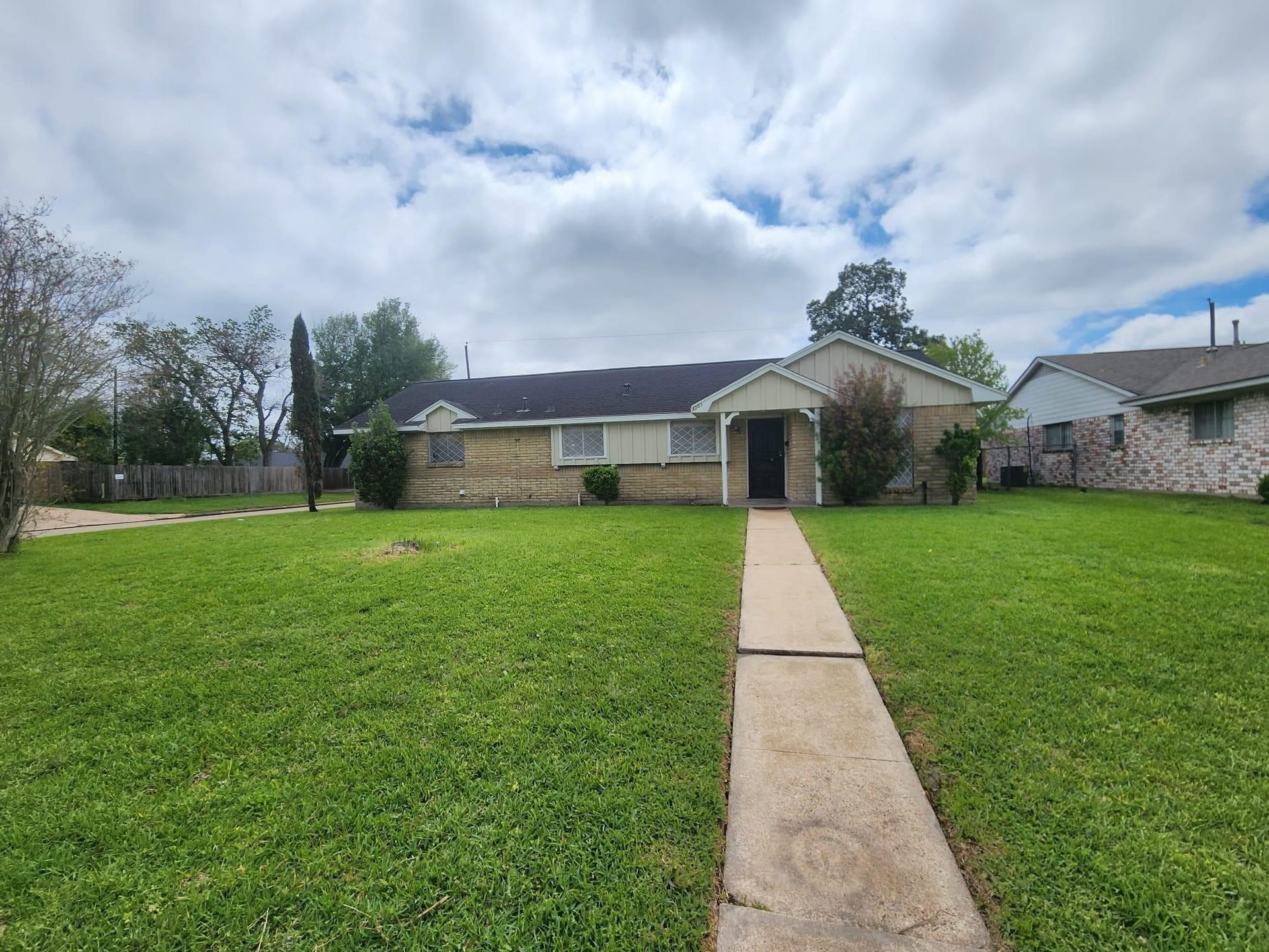 4203 Brookston Street, Houston, TX 77045 4203 Brookston Street, Houston, TX 77045