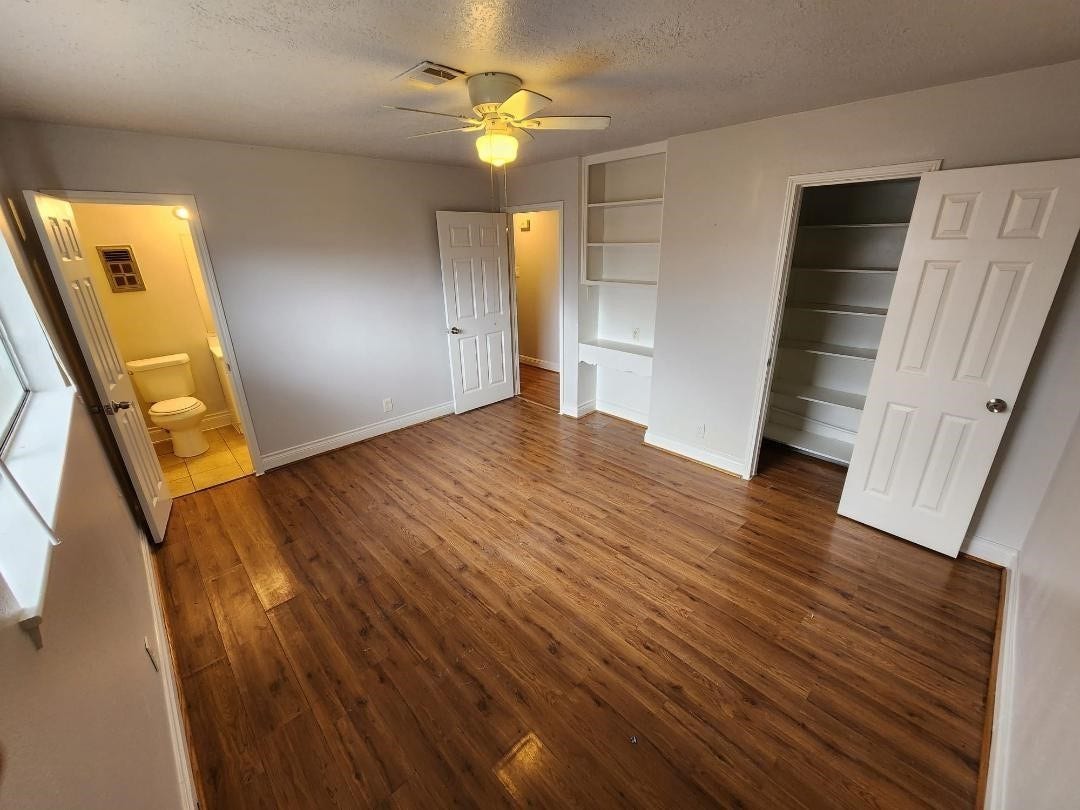 4203 Brookston Street, Houston, TX 77045 4203 Brookston Street, Houston, TX 77045