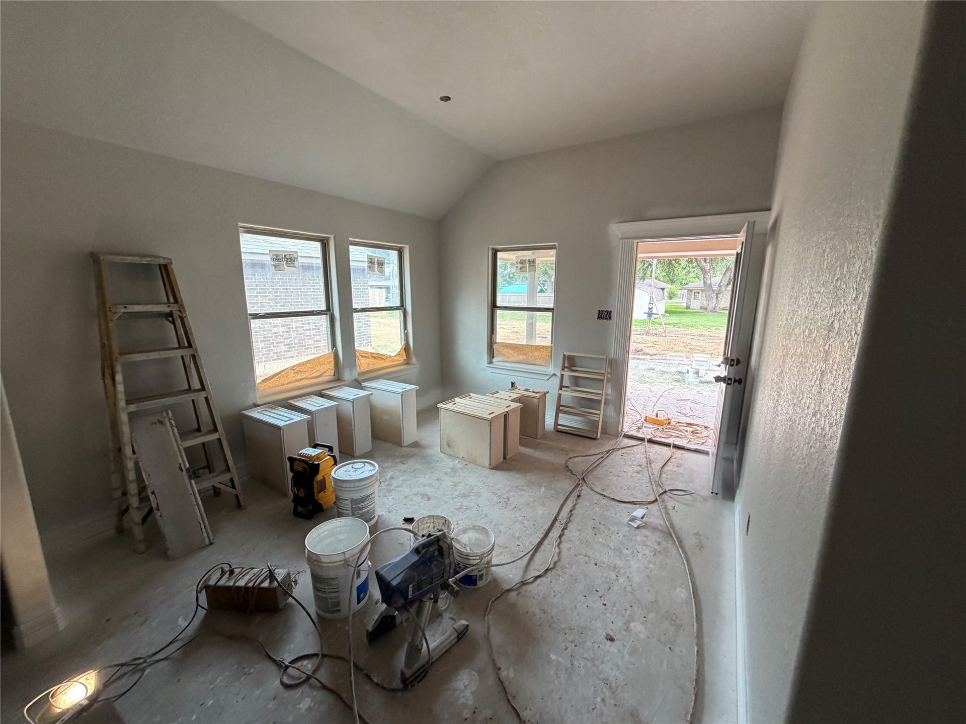 1047 S Anderson Street, Angleton, TX 77515 1047 S Anderson Street, Angleton, TX 77515