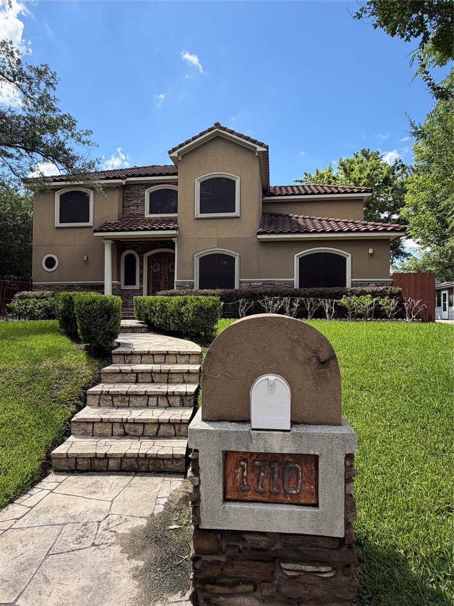 Property photo for 1710 Castlerock Drive, Houston, TX