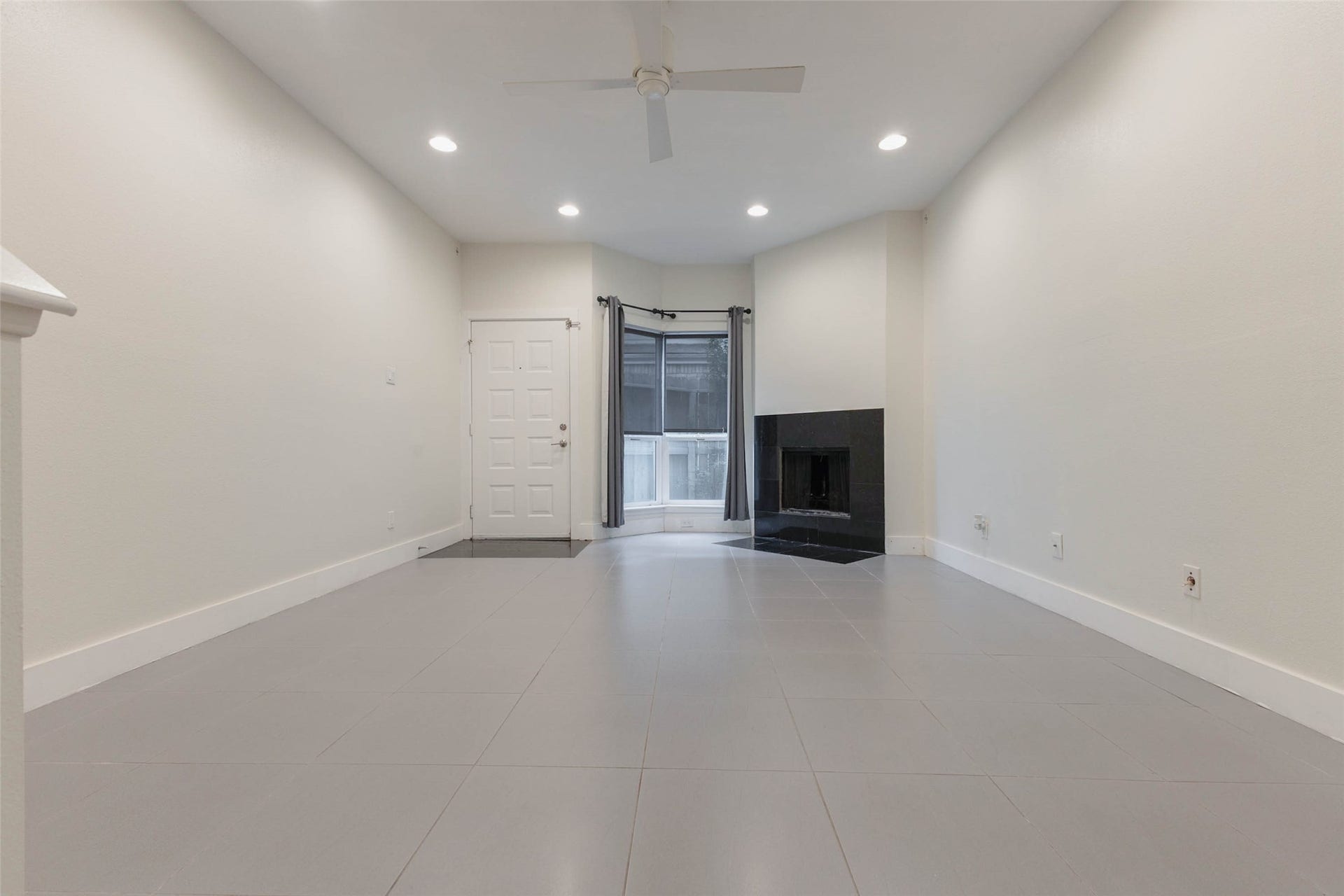 1829 Augusta Drive, #31, Houston, TX 77057 1829 Augusta Drive, #31, Houston, TX 77057