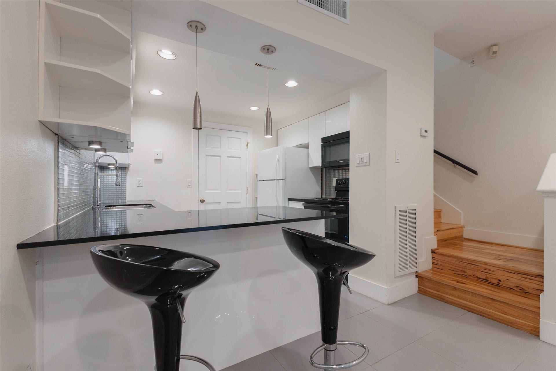 1829 Augusta Drive, #31, Houston, TX 77057 1829 Augusta Drive, #31, Houston, TX 77057