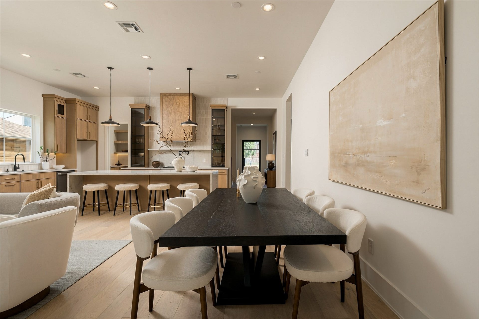 2109 McKean Drive, Houston, TX 77080 2109 McKean Drive, Houston, TX 77080