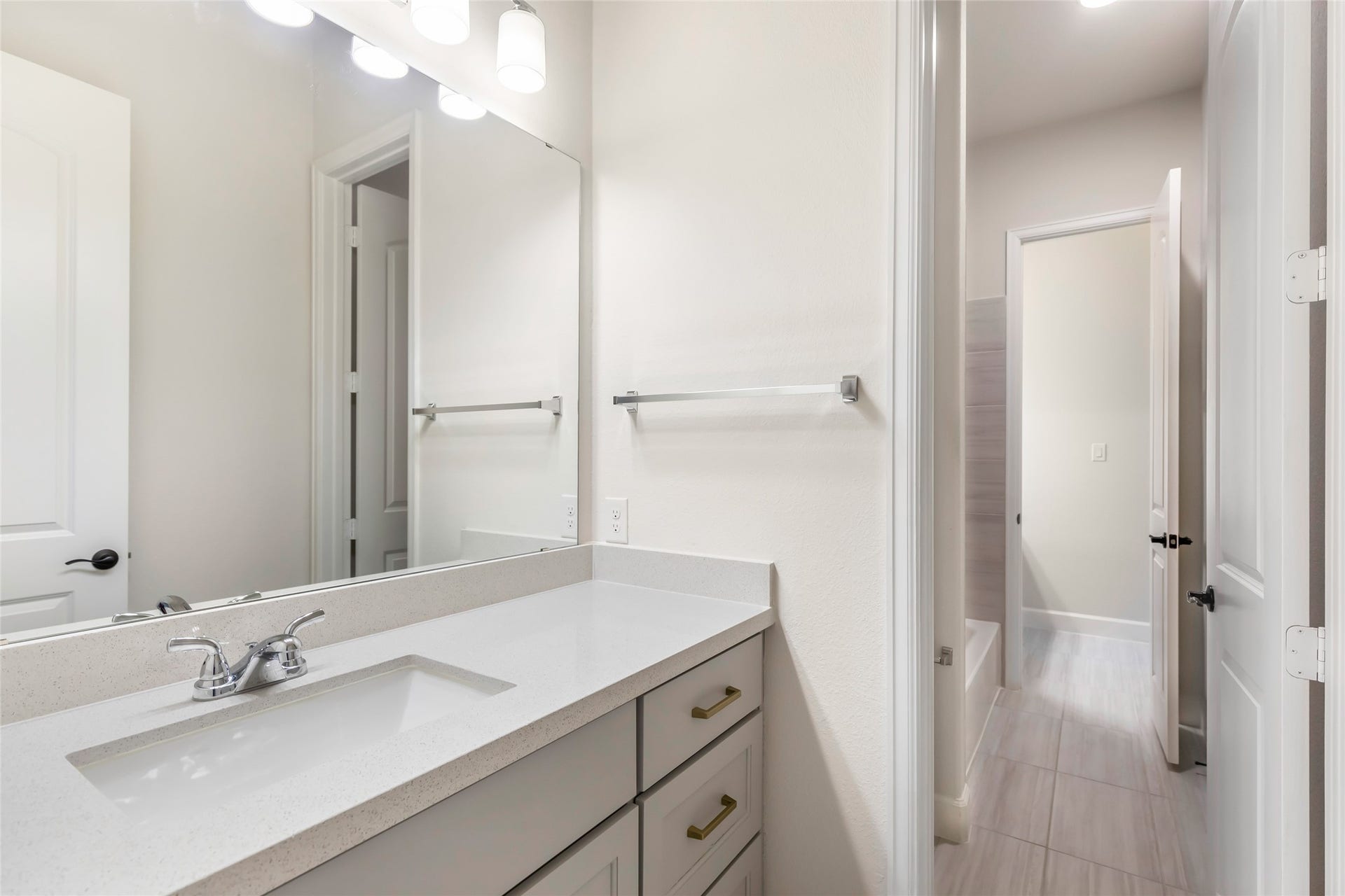 21873 Otter Point Lane, Porter, TX 77365 21873 Otter Point Lane, Porter, TX 77365