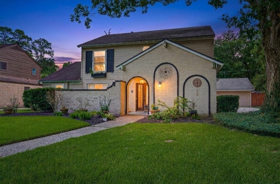 Property photo for 11523 Quail Creek Drive, Houston, TX