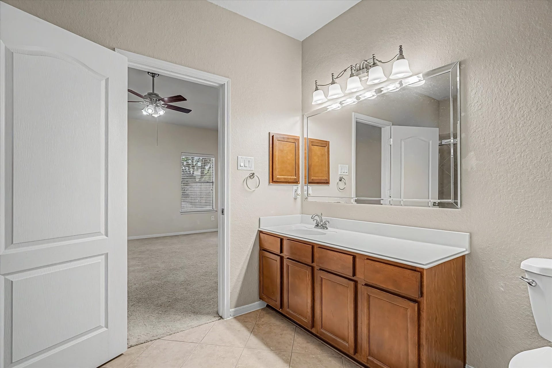 623 W Newport Bend, Katy, TX 77494 623 W Newport Bend, Katy, TX 77494