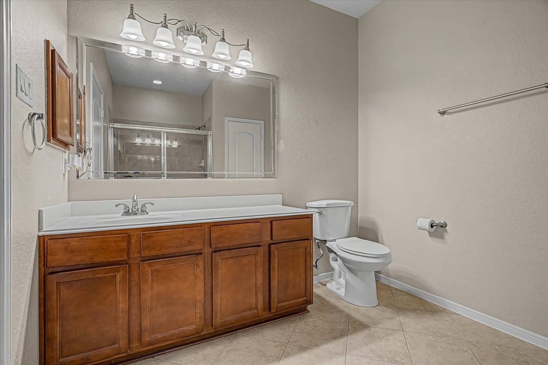 623 W Newport Bend, Katy, TX 77494 623 W Newport Bend, Katy, TX 77494