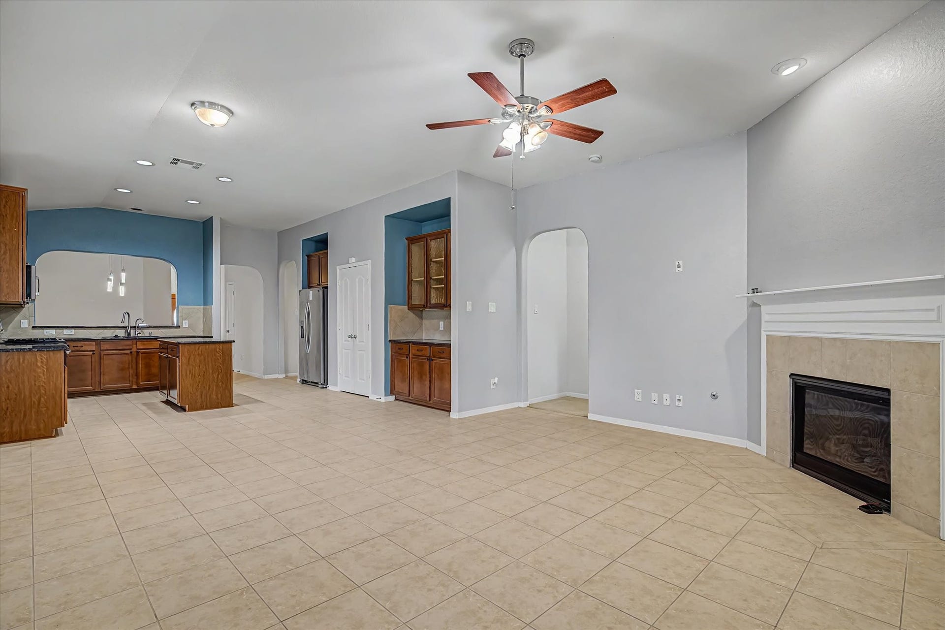 623 W Newport Bend, Katy, TX 77494 623 W Newport Bend, Katy, TX 77494