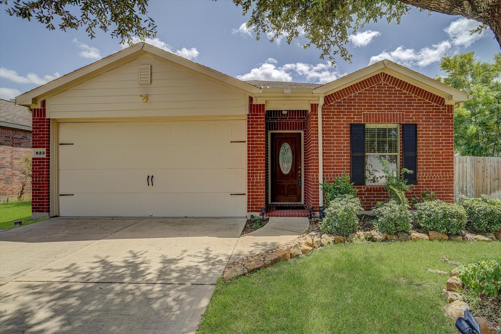 623 W Newport Bend, Katy, TX 77494 623 W Newport Bend, Katy, TX 77494