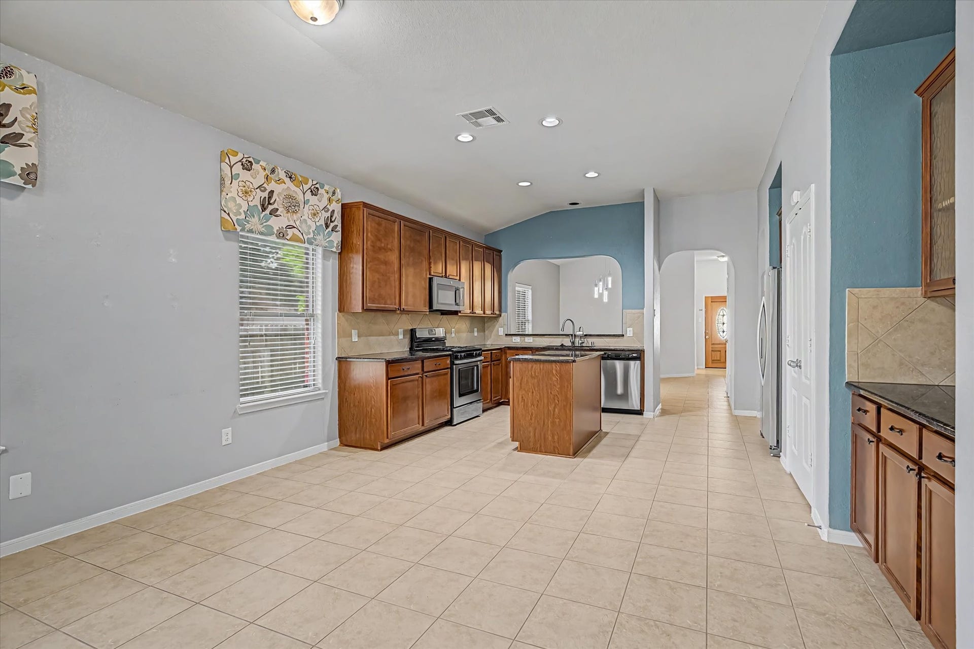 623 W Newport Bend, Katy, TX 77494 623 W Newport Bend, Katy, TX 77494
