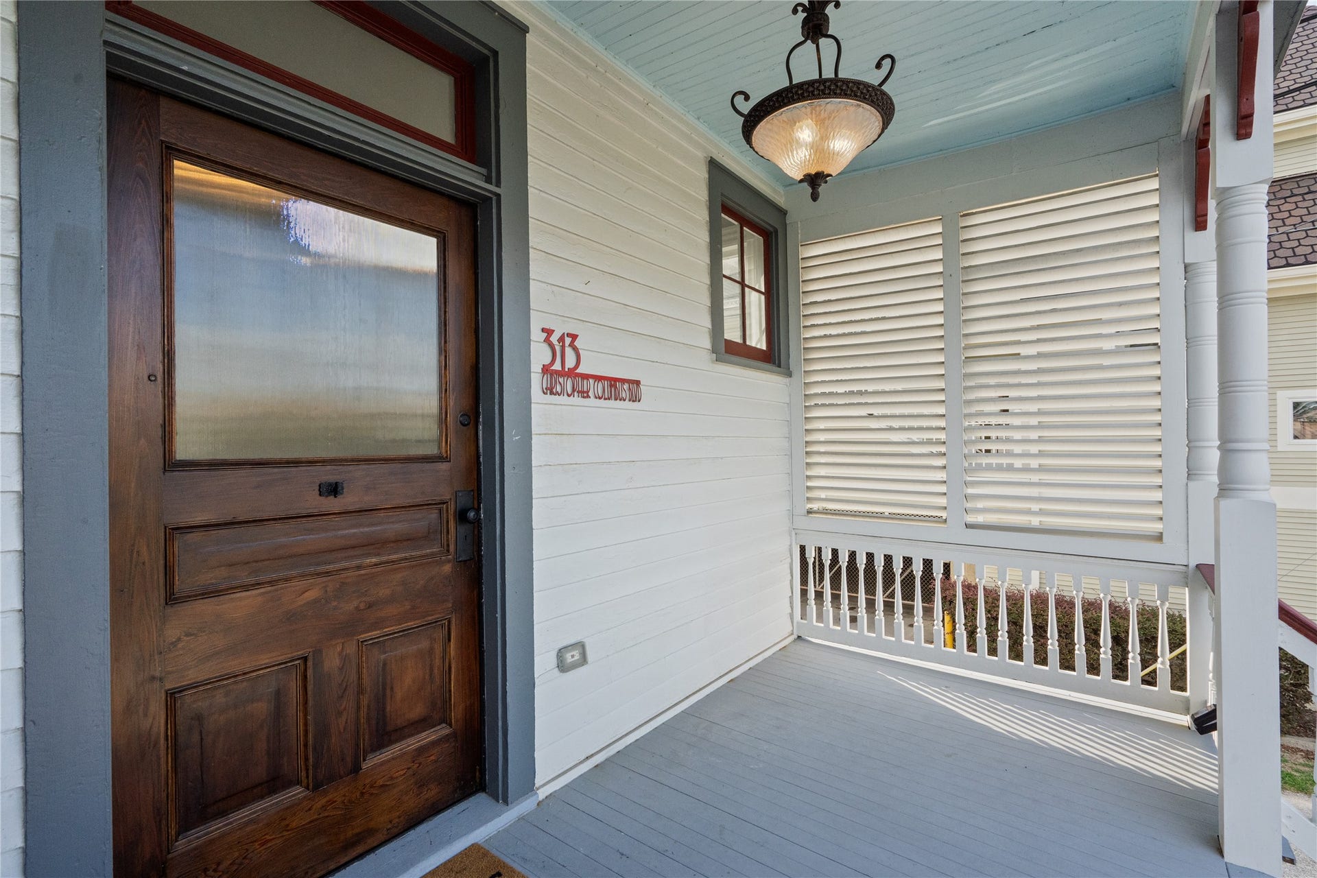 313 14th Street, Galveston, TX 77550 Front Entery
