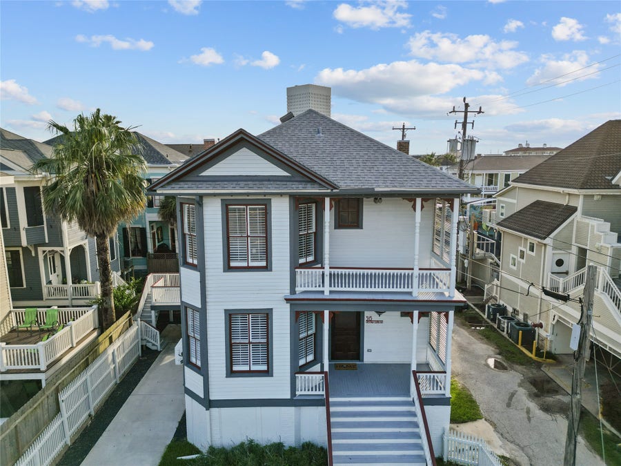Property photo for 313 14th Street, Galveston, TX