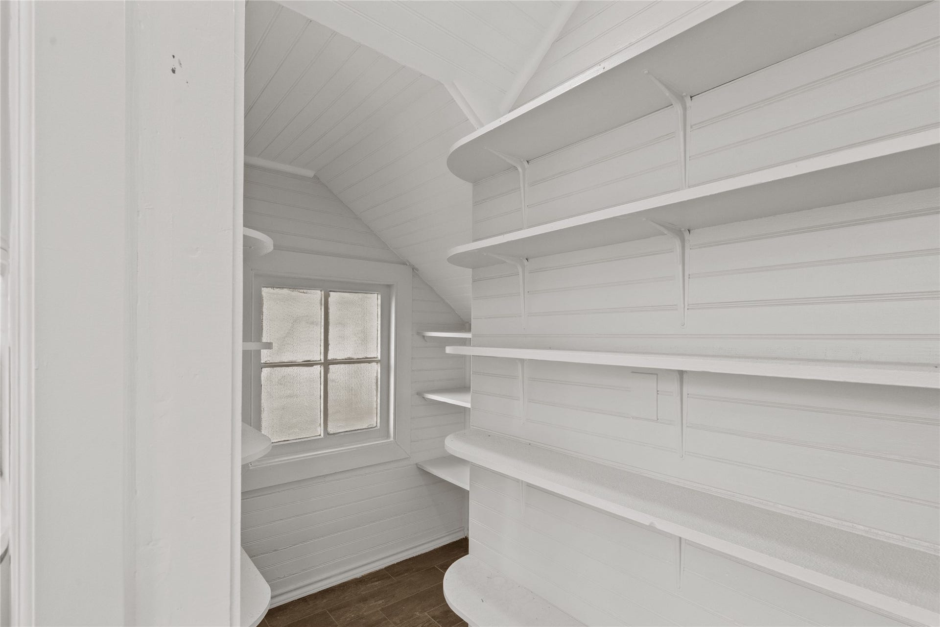 313 14th Street, Galveston, TX 77550 pantry