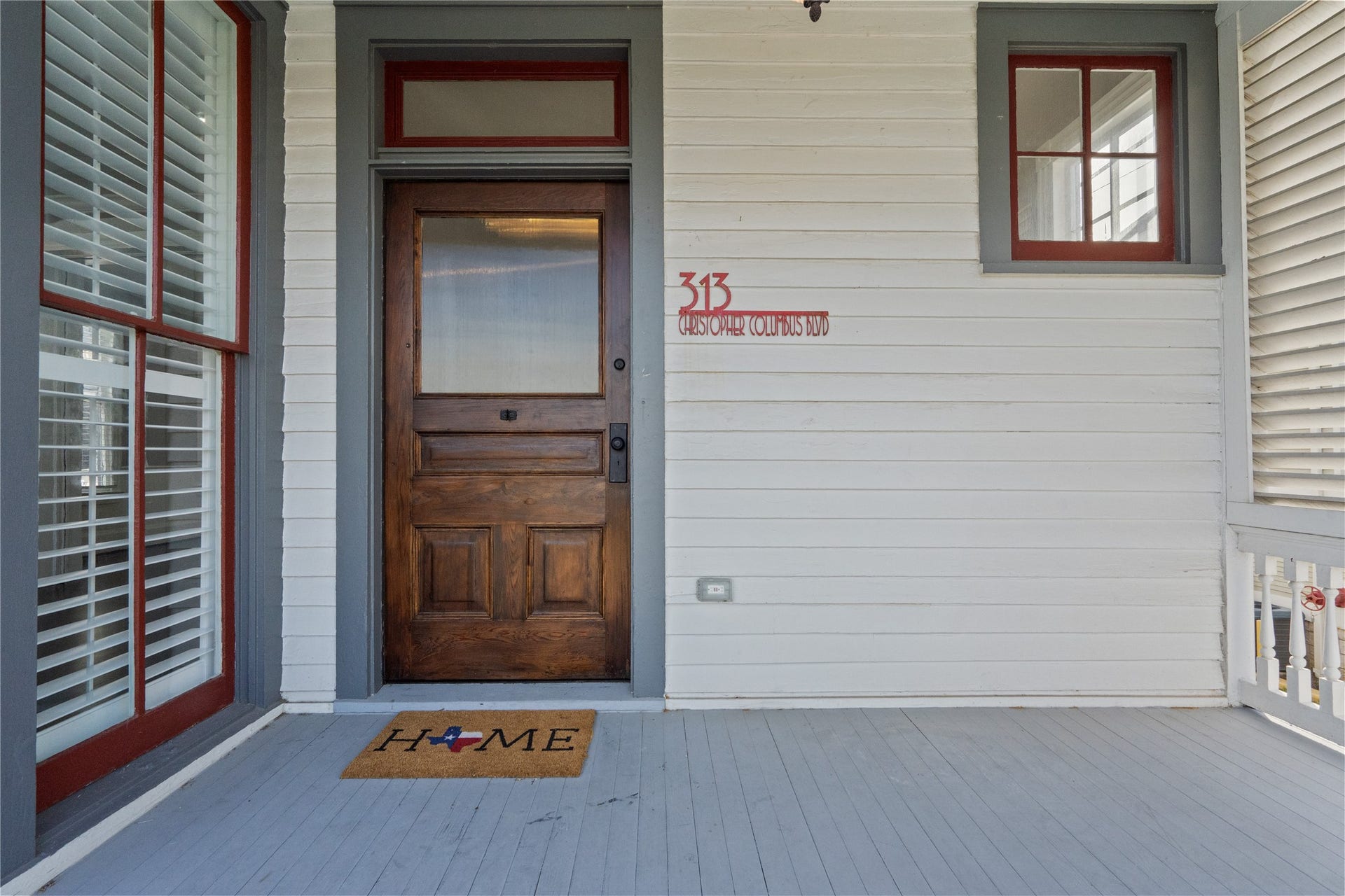 313 14th Street, Galveston, TX 77550 Entry
