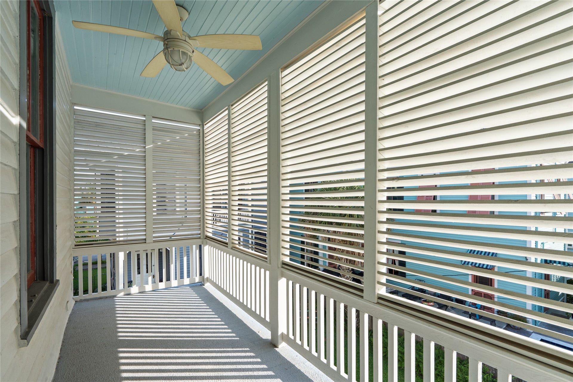 313 14th Street, Galveston, TX 77550 private balcony