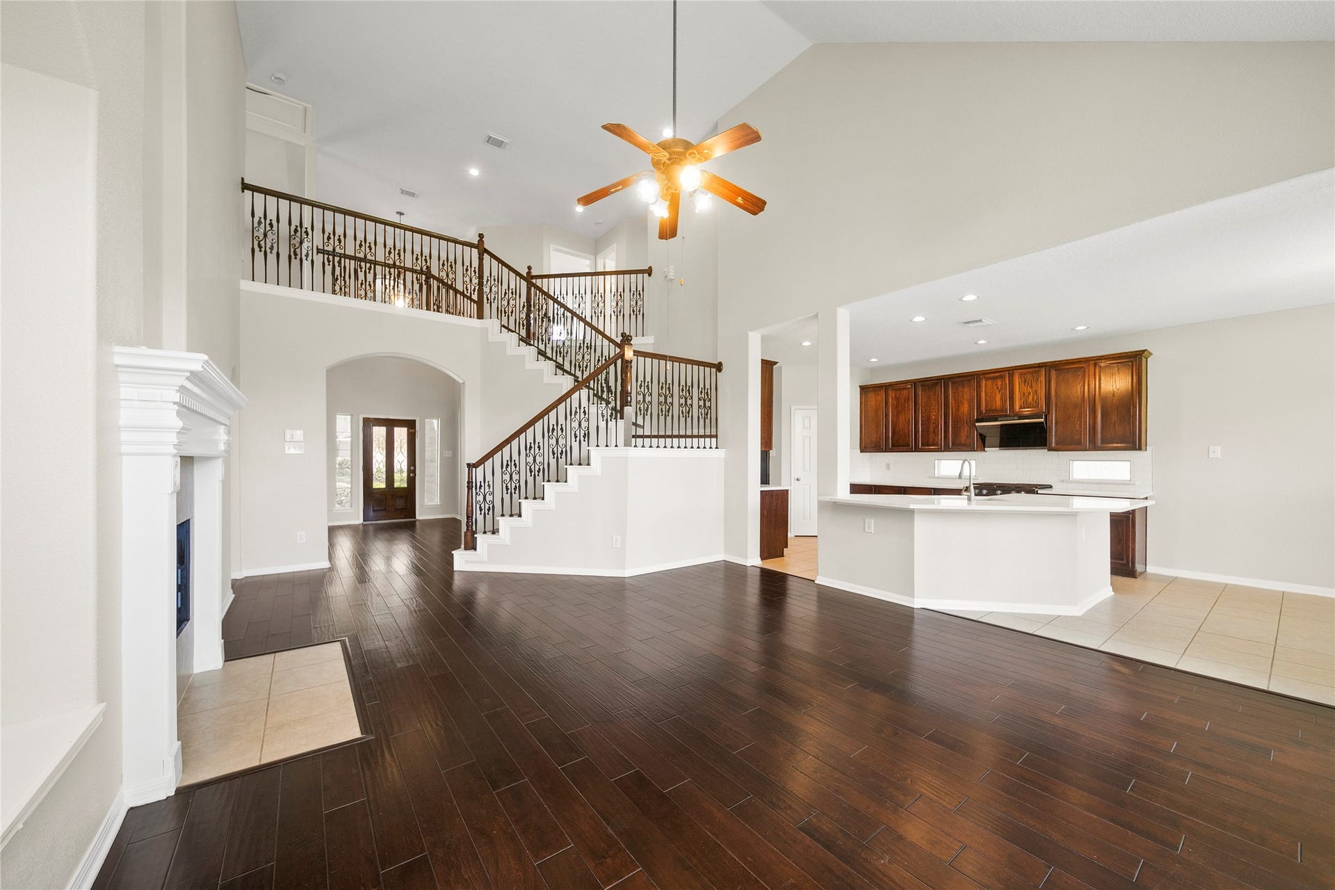 8306 Golden Harbour, Missouri City, TX 77459 8306 Golden Harbour, Missouri City, TX 77459