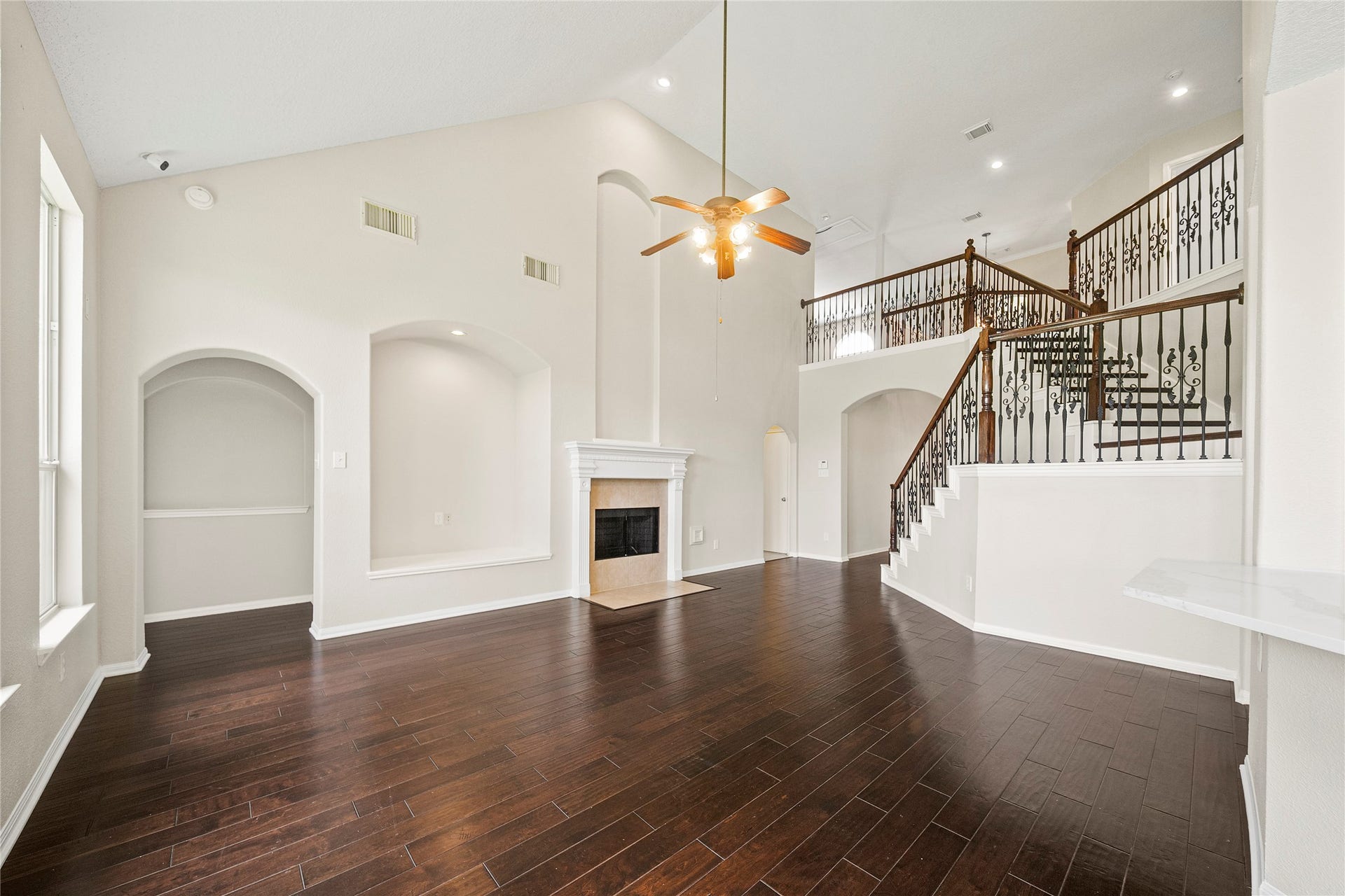 8306 Golden Harbour, Missouri City, TX 77459 8306 Golden Harbour, Missouri City, TX 77459