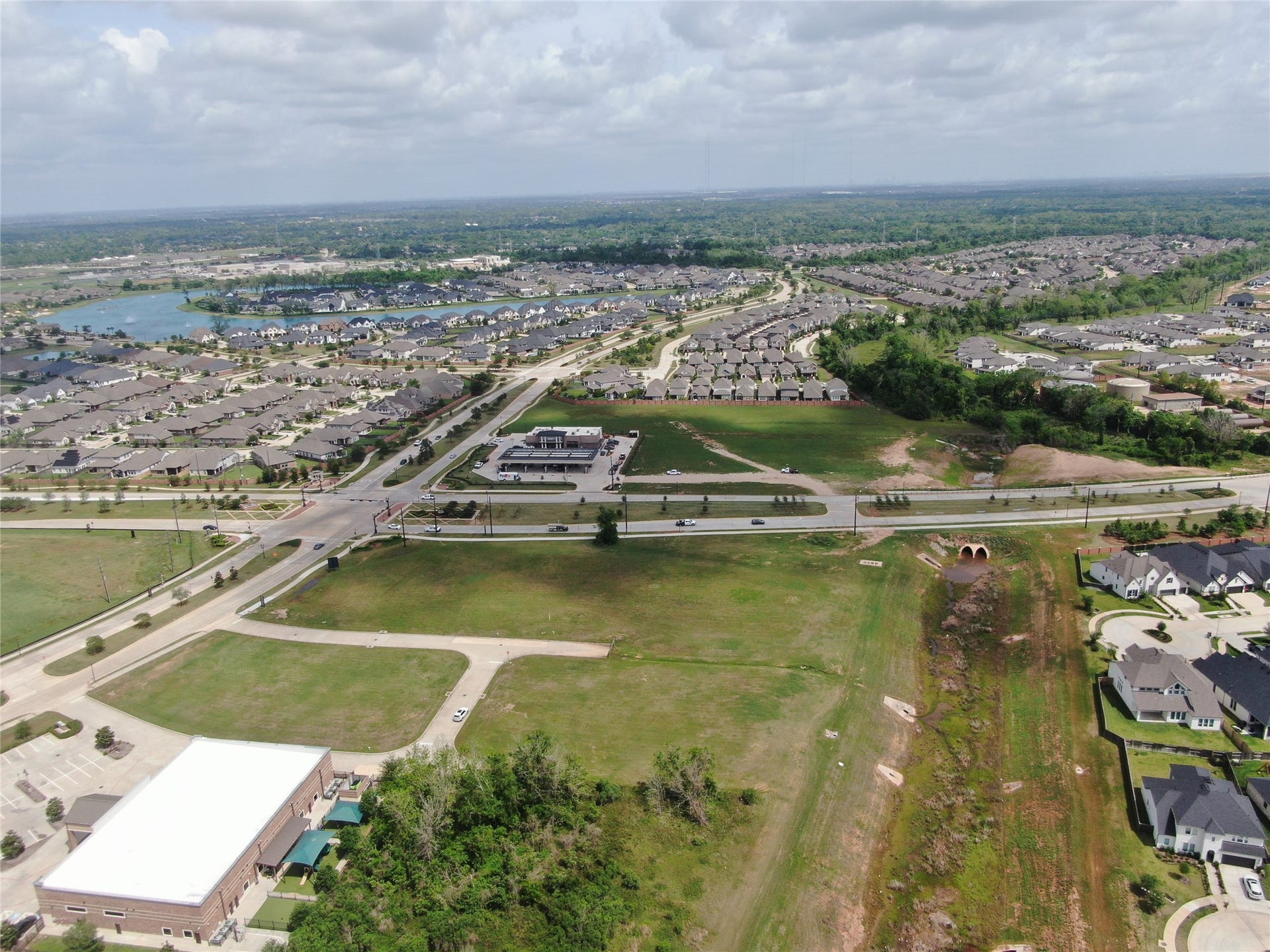 1623 Waters Lake Boulevard, Missouri City, TX 77459 1623 Waters Lake Boulevard, Missouri City, TX 77459