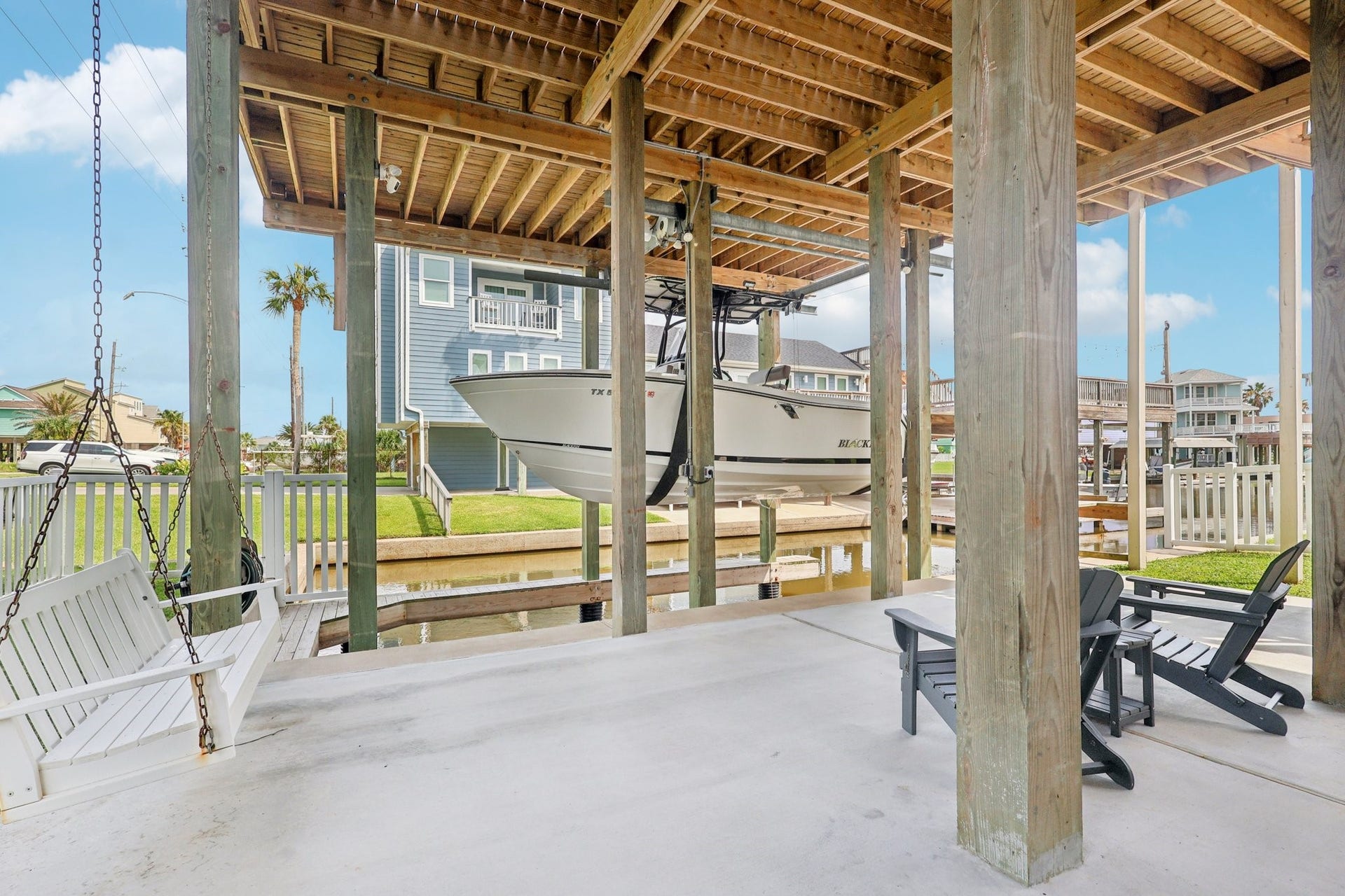 22212 Cantina Drive, Galveston, TX 77554 Private Boat slip