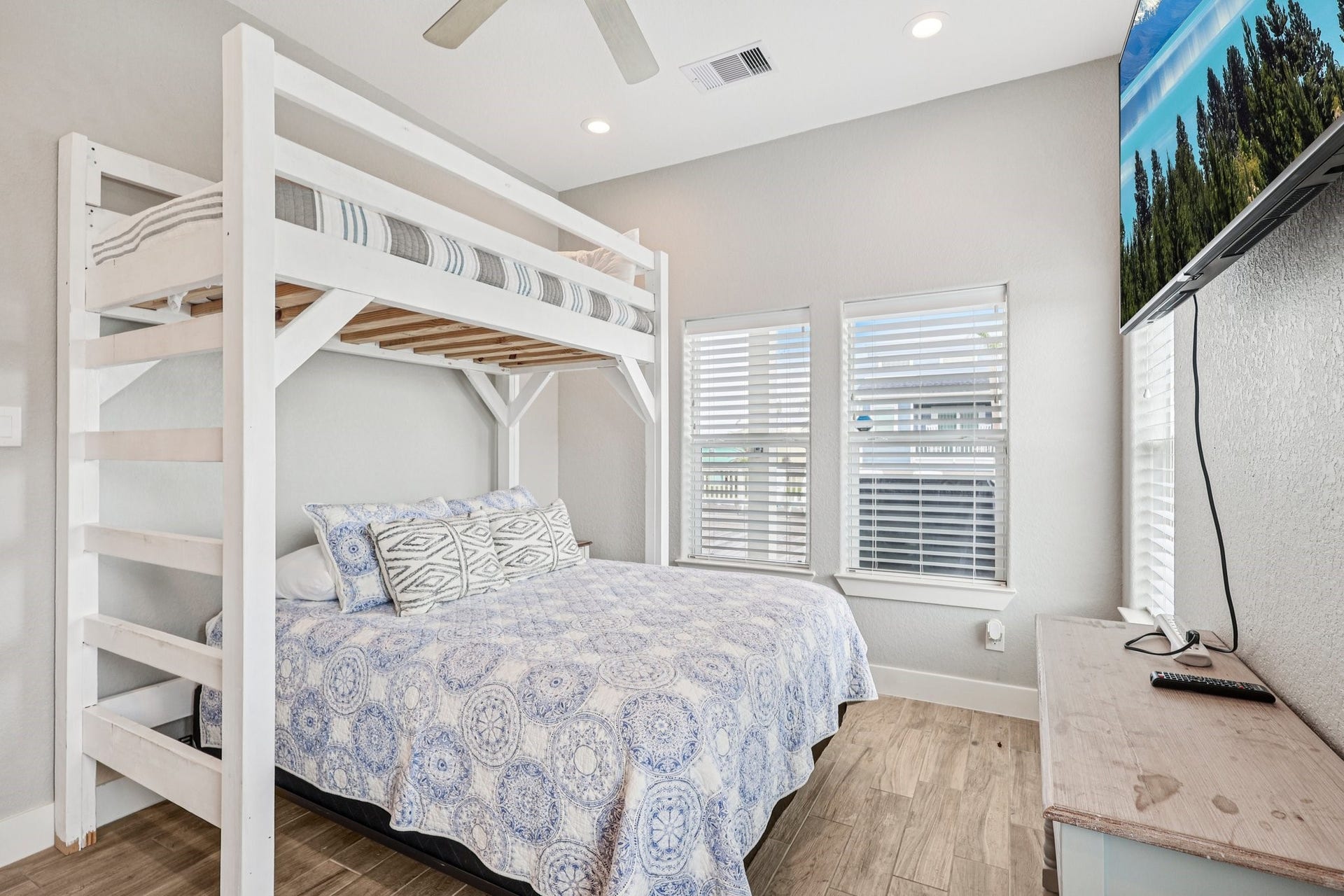 22212 Cantina Drive, Galveston, TX 77554 Bedroom 1