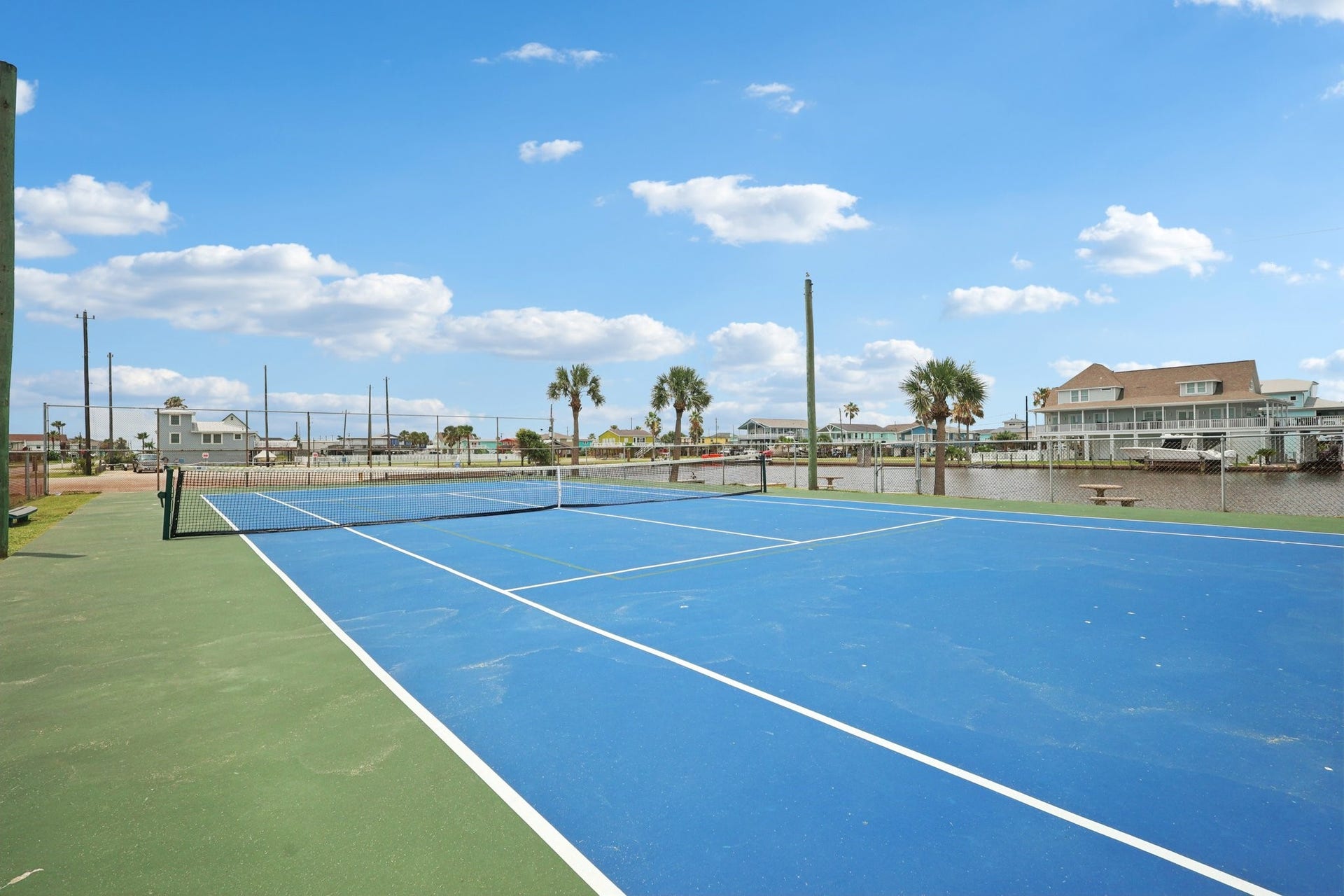 22212 Cantina Drive, Galveston, TX 77554 Tennis Courts