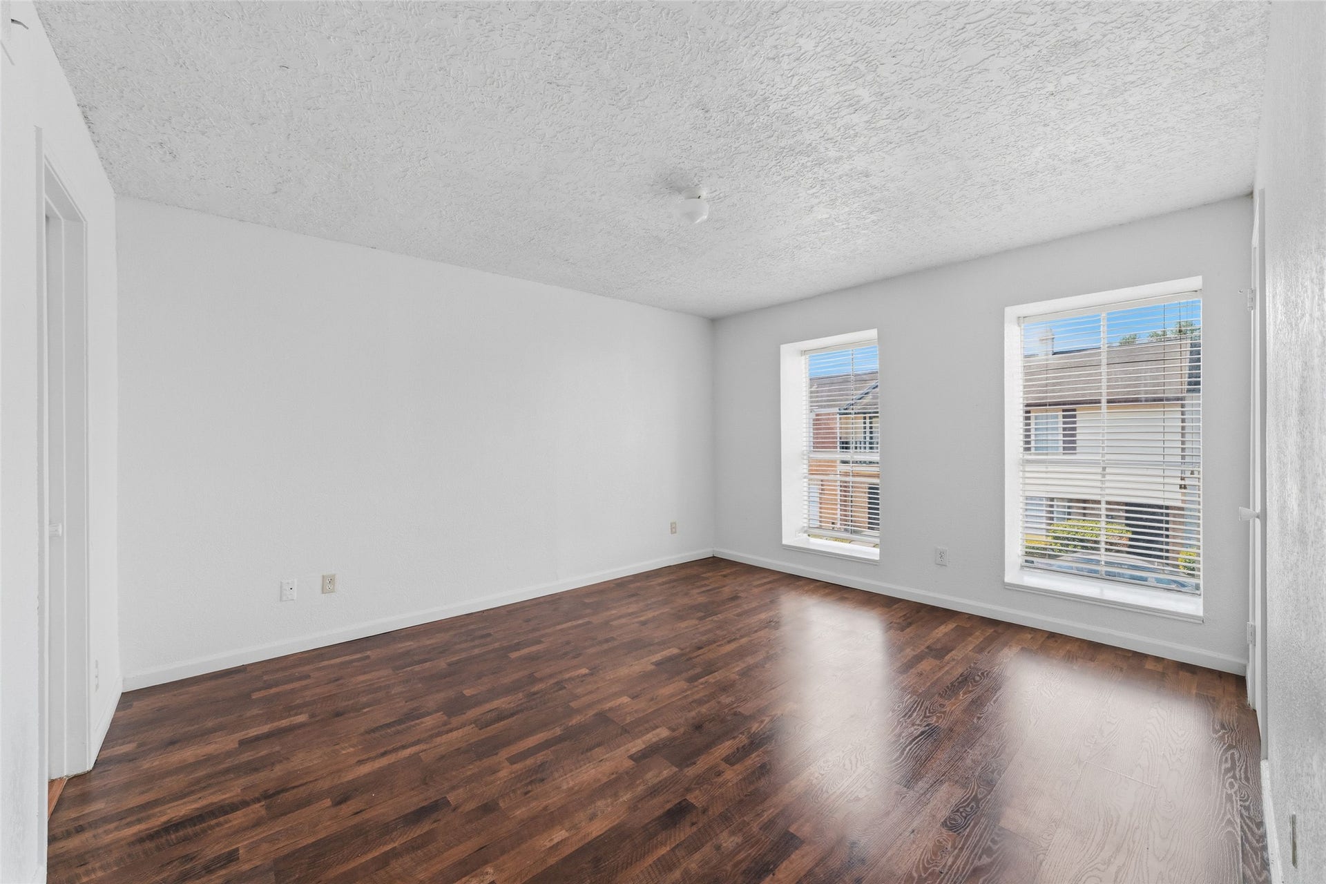 7700 Creekbend Drive, #70, Houston, TX 77071 7700 Creekbend Drive, #70, Houston, TX 77071