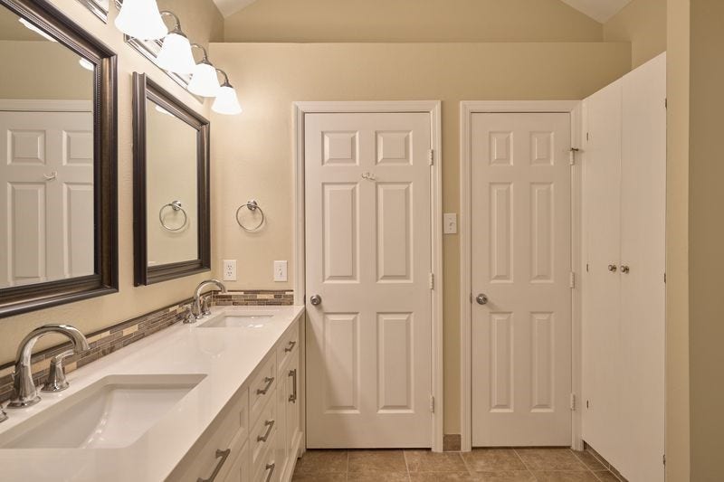 87 S SPIRAL VINE Circle, #87, The Woodlands, TX 77381 87 S SPIRAL VINE Circle, #87, The Woodlands, TX 77381