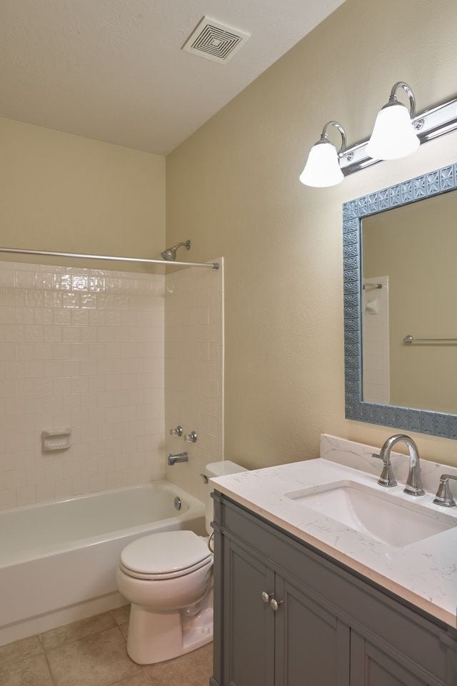 87 S SPIRAL VINE Circle, #87, The Woodlands, TX 77381 87 S SPIRAL VINE Circle, #87, The Woodlands, TX 77381