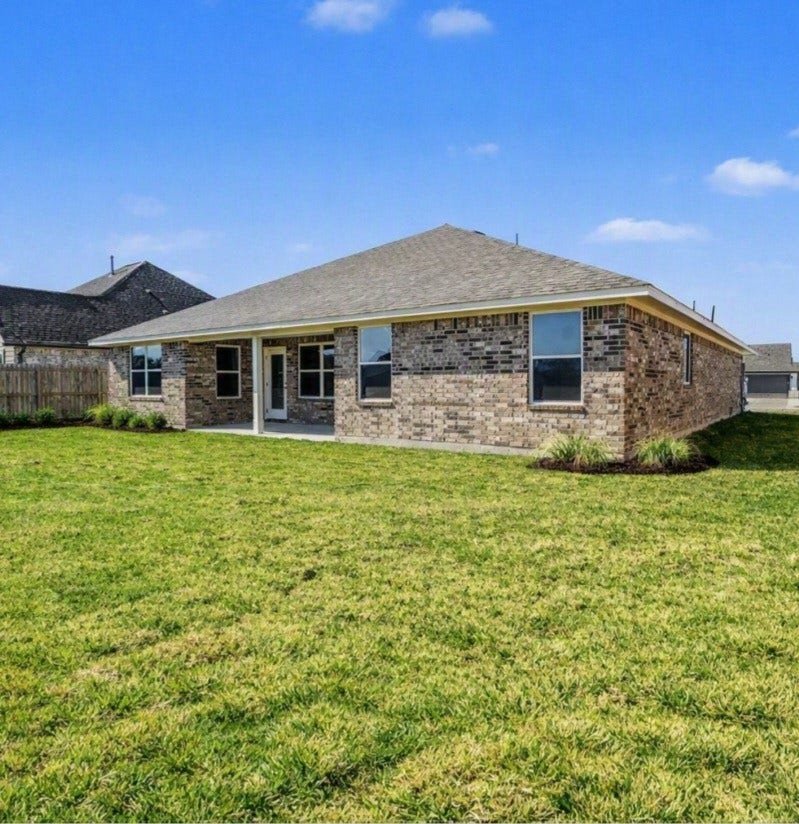 4206 Leslies Way, Dickinson, TX 77539 4206 Leslies Way, Dickinson, TX 77539