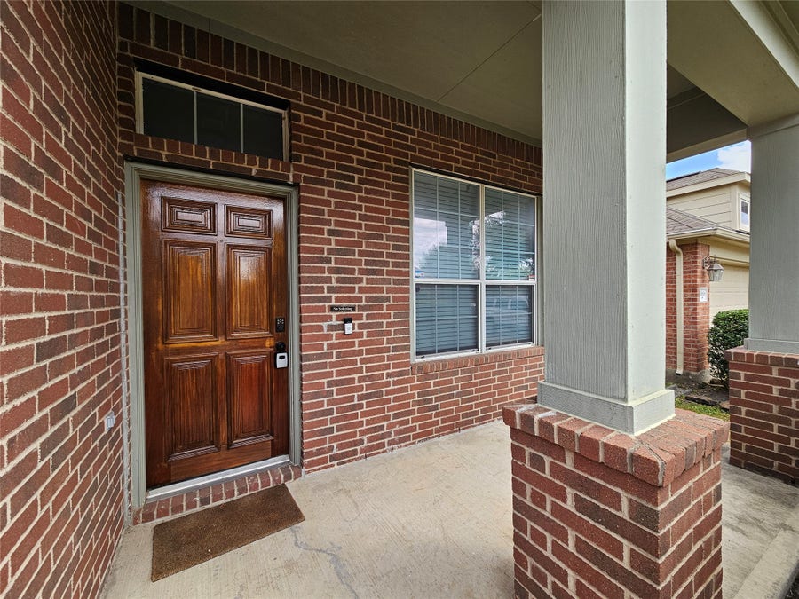 Property photo for 20610 Raingreen Drive, Katy, TX