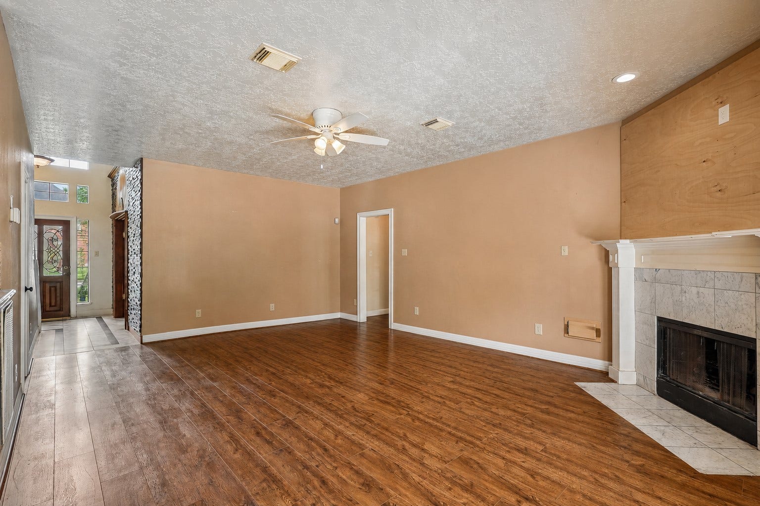 907 Remington Court, Friendswood, TX 77546 907 Remington Court, Friendswood, TX 77546